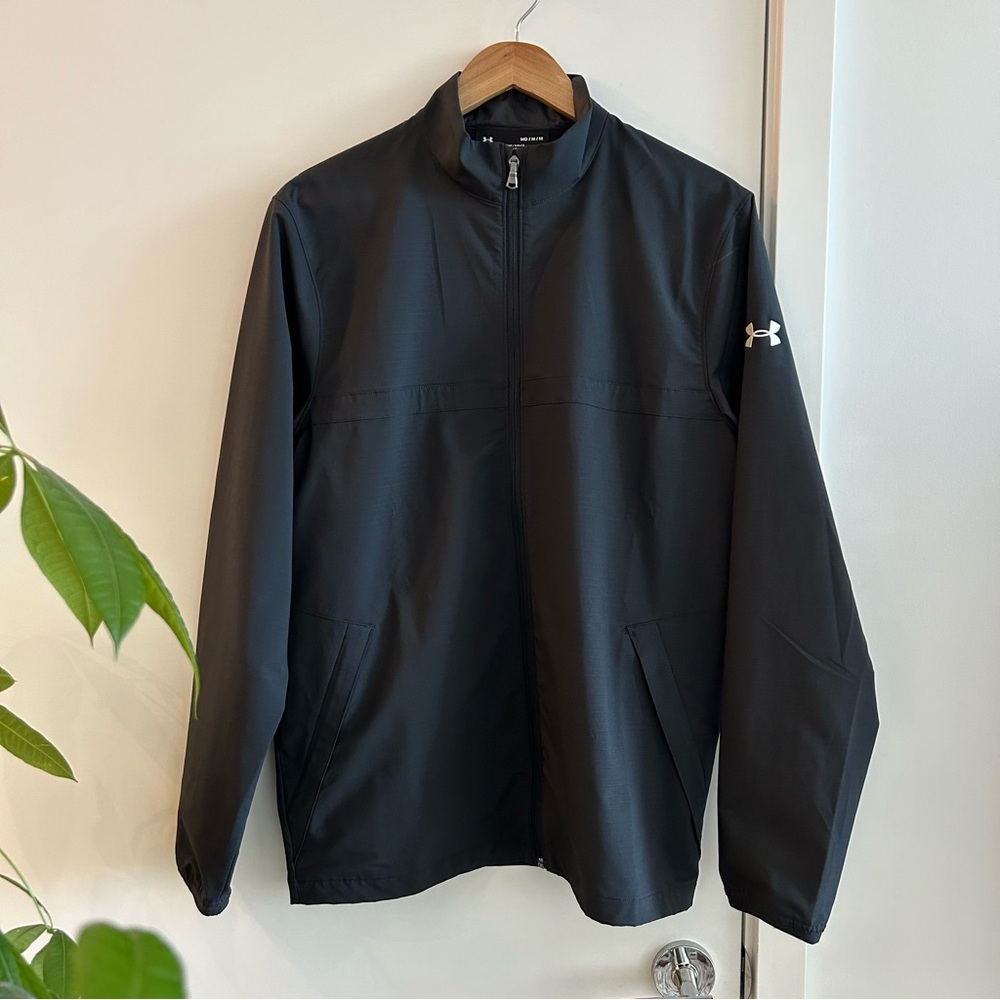 Under Armour Wind breaker Jacket size M